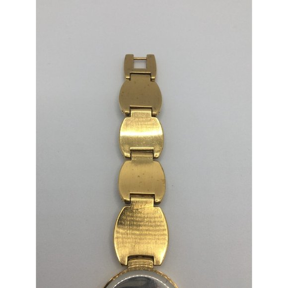 Main Line Time Gemstone 6 1/2" Watch ~GOLD TONE~Mother of Pearl Dial New Battery - Picture 6 of 11